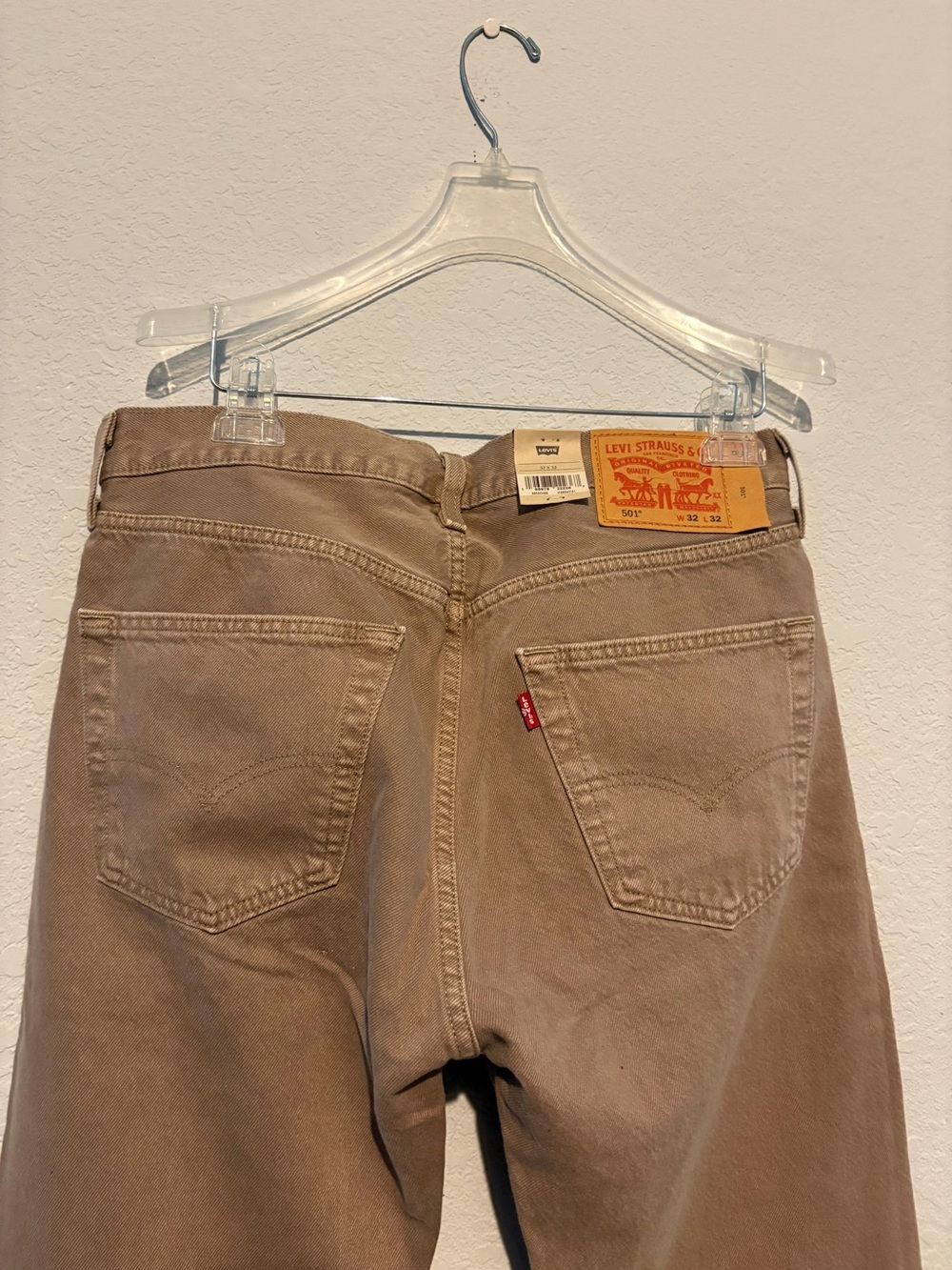 Levi's Straight Leg Jeans in Brown - Picture 6 of 8